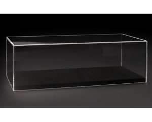 Pocher Showcase 643x308x205mm